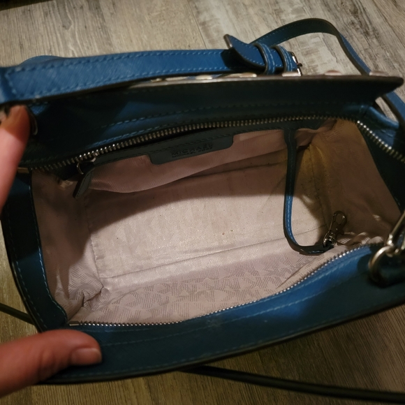 Blue studded Michael Kors CrossBody - Picture 2 of 3